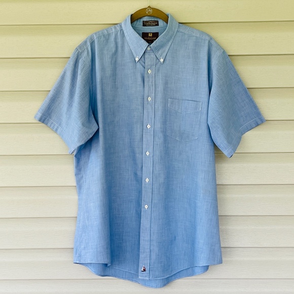Nordstrom Men’s Classic Blue Chambray Button Down Shirt - Picture 2 of 10